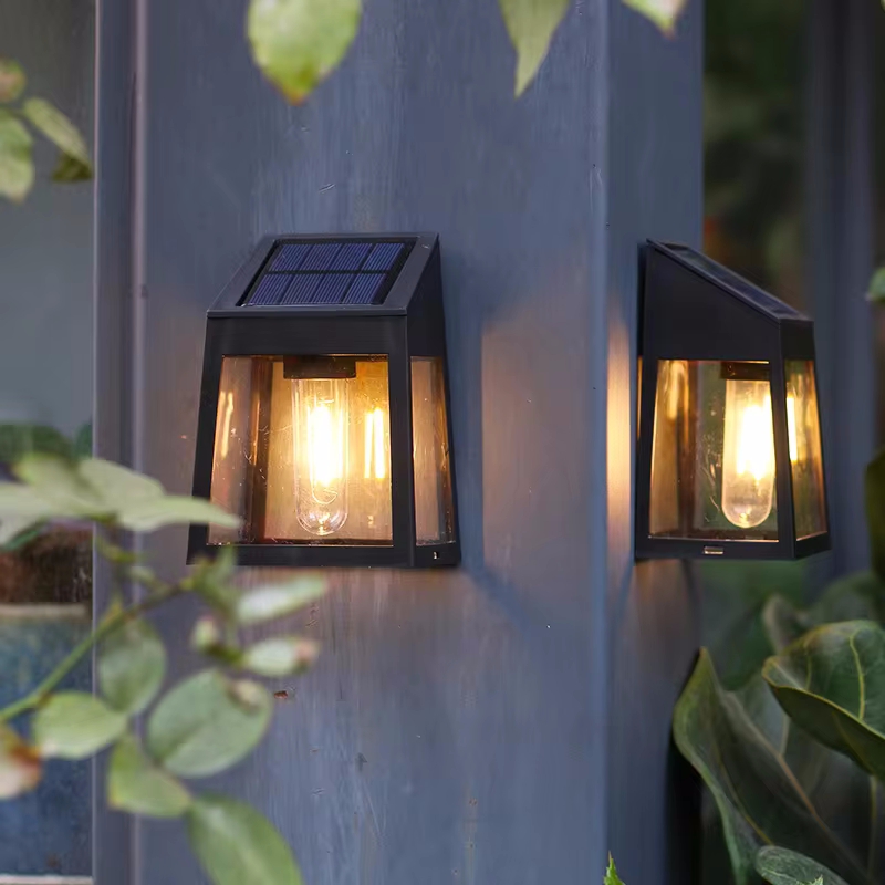Applique Murale Solaire en Tun - Smart Garden Ornaments avis et prix